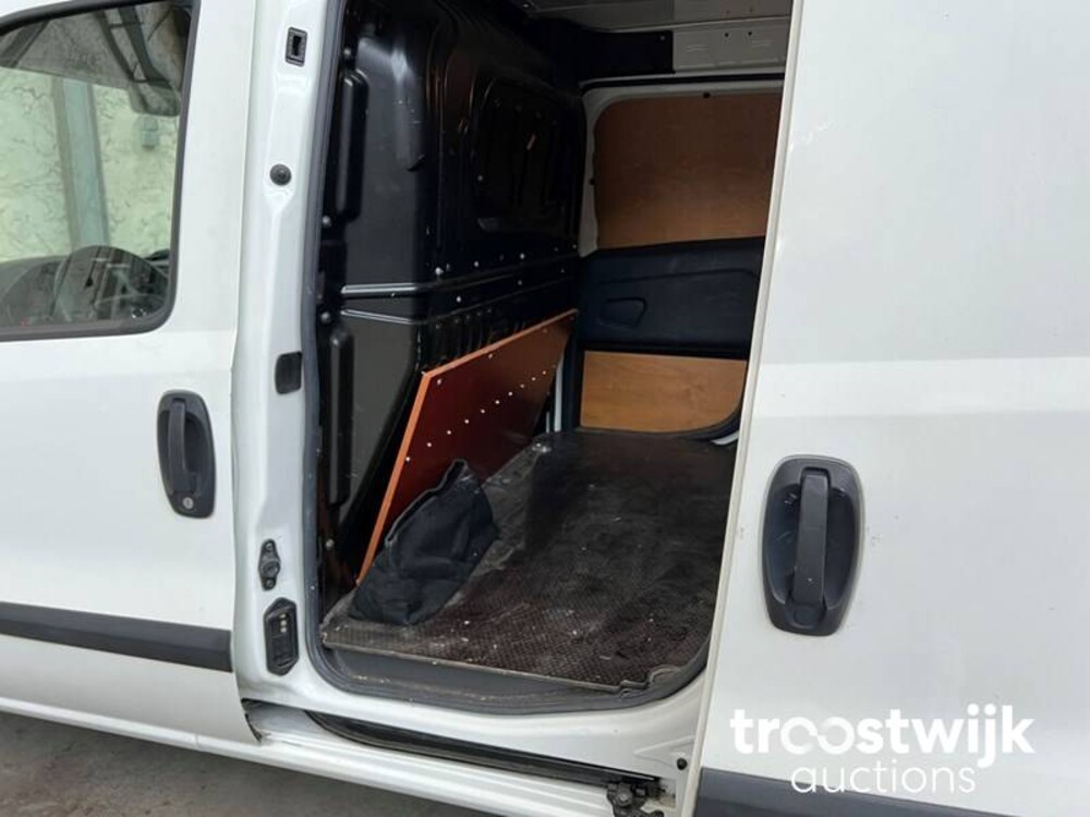 Opel Combo 1.6 CDTi L2H1 Edit. 105PS 2016, -Orig.NL-, V-439-BP