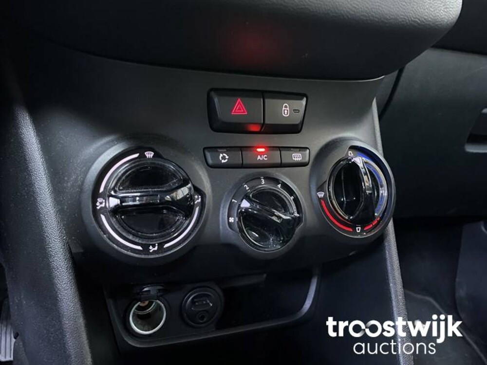 Peugeot 208 1.2 PureTech Active 82PS 2015, -Orig.NL-, HF-598-F