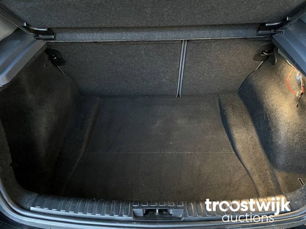 BMW 116i High Executive 116 PS 2005 1er, 75-RK-JD