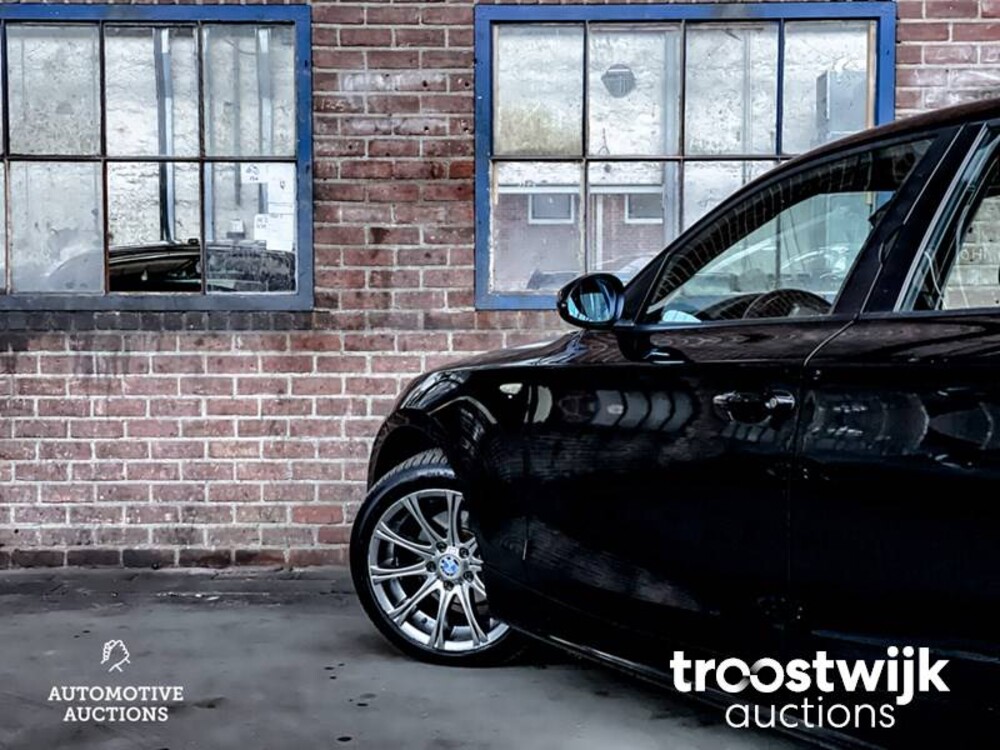 BMW 116i High Executive 116 PS 2005 1er, 75-RK-JD