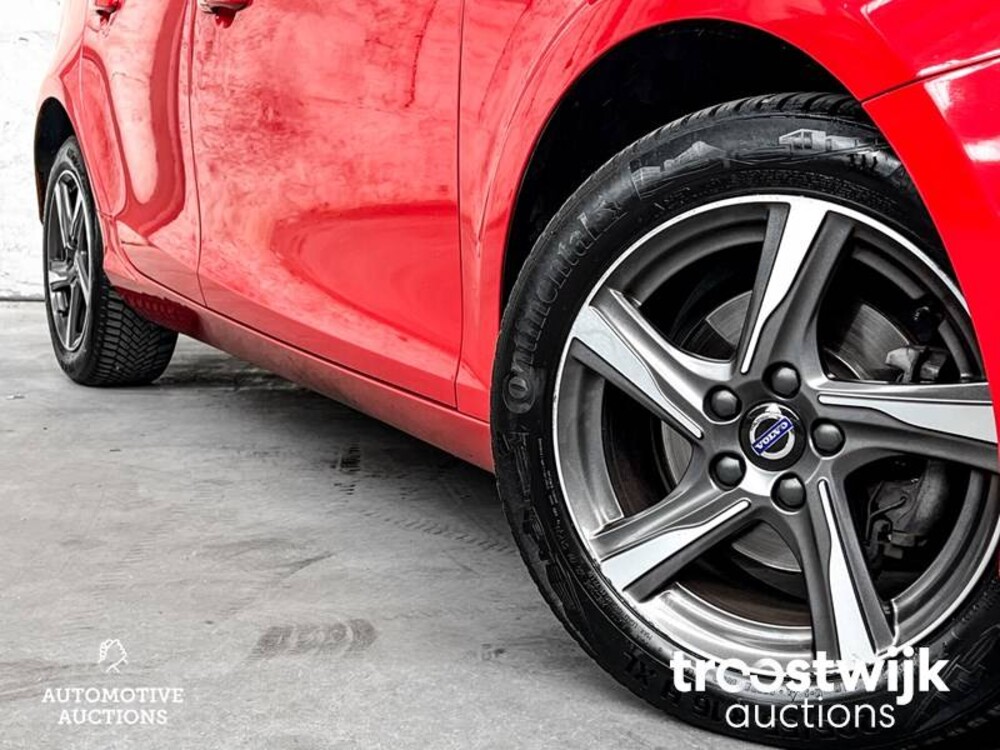 Volvo V40 2.0 D2 R-Design Business 120PS 2015 -Orig.NL-, GT-295-V