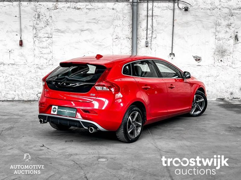 Volvo V40 2.0 D2 R-Design Business 120PS 2015 -Orig.NL-, GT-295-V