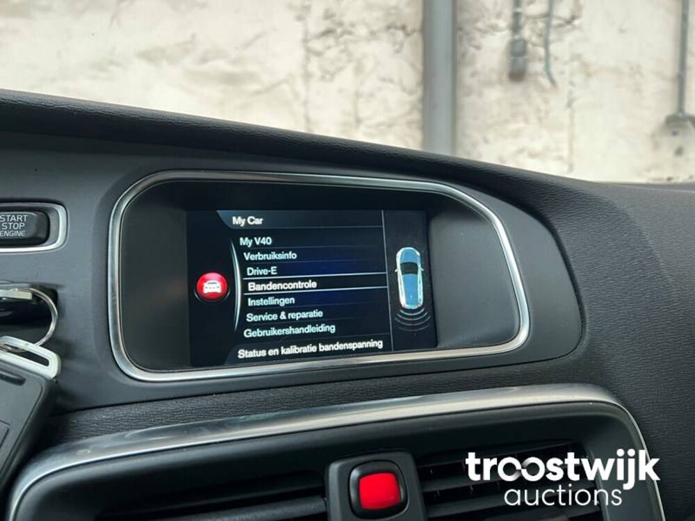 Volvo V40 2.0 D2 R-Design Business 120PS 2015 -Orig.NL-, GT-295-V