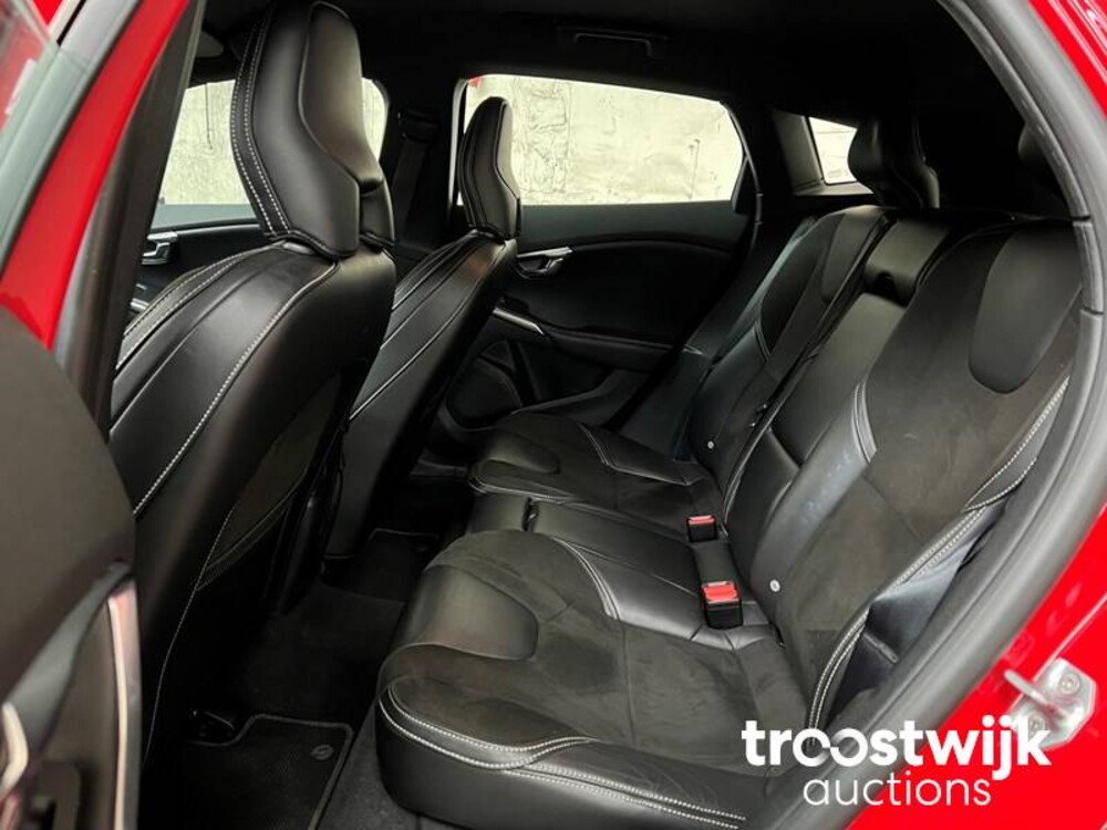 Volvo V40 2.0 D2 R-Design Business 120PS 2015 -Orig.NL-, GT-295-V