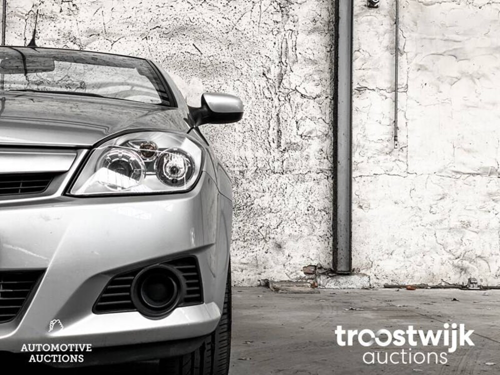 Opel Tigra TwinTop Cosmo 1.8-16V 125PS 2005 -Orig. NL-, 21-RB-PR