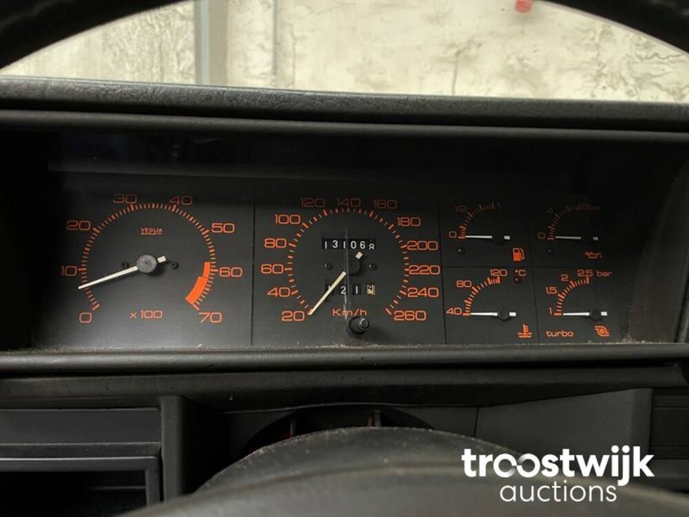 Alfa Romeo 75 Turbo 1.8 AMERICA 155 PS 1988, LP-FJ-88