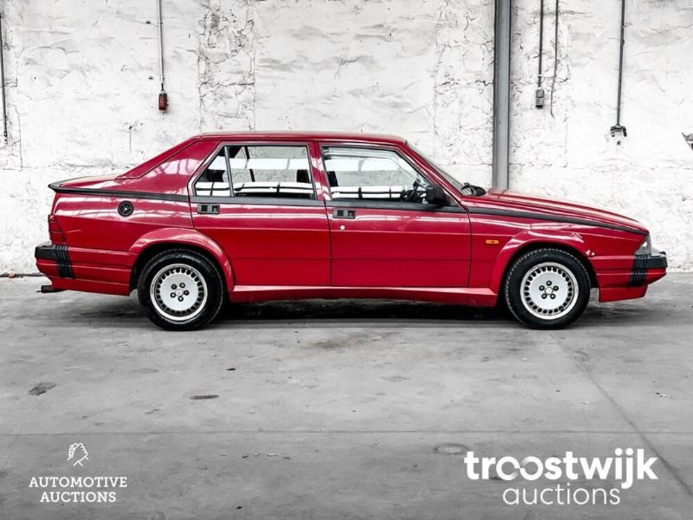 Alfa Romeo 75 Turbo 1.8 AMERICA 155 PS 1988, LP-FJ-88