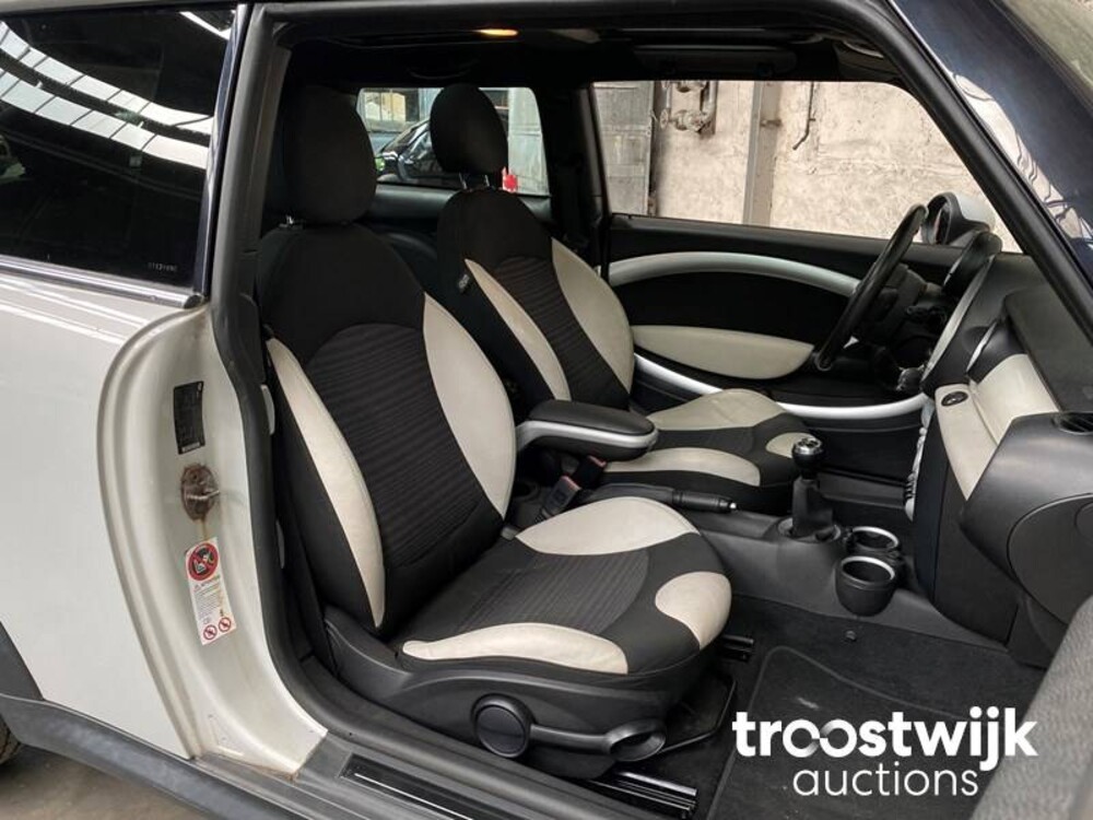 Mini Cooper S Mayfair 1.6 174PS 2010, PL-284-P