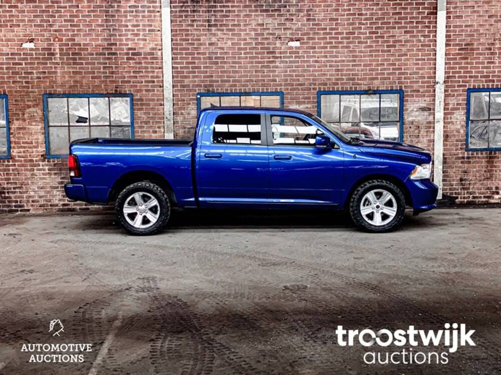 Dodge Ram 1500 5.7 Hemi 420PS 2016