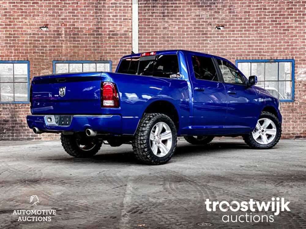 Dodge Ram 1500 5.7 Hemi 420PS 2016