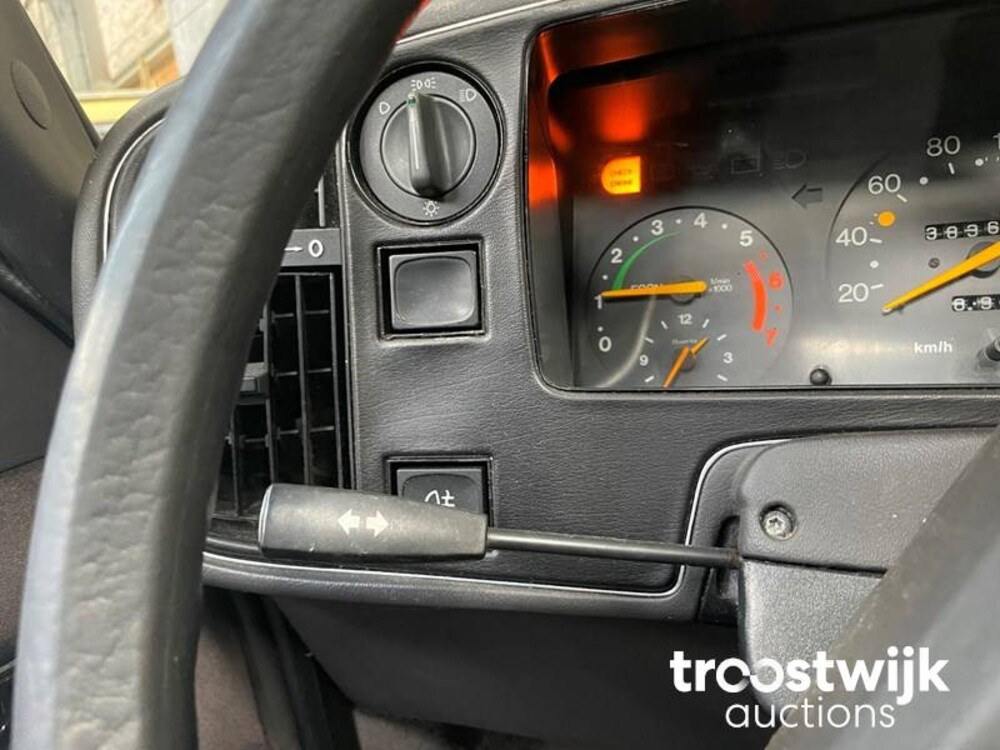 Saab 900 i2.1-16 140PS 1991, -Orig.NL-, ZD-24-ss