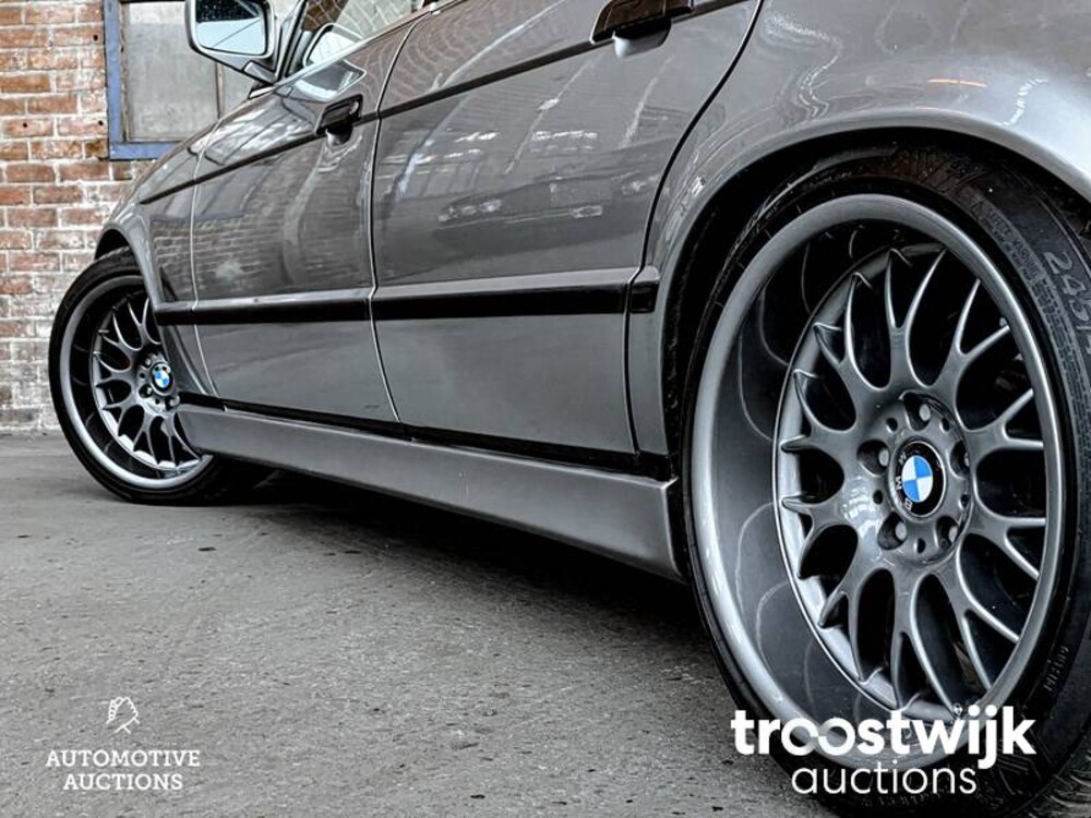 BMW 535i Hartge E34 5-serie 239 PS 1989, XV-93-JS