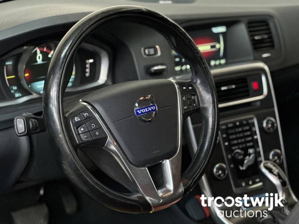 Volvo V60 2.4 D6 AWD Plug-In Hybrid Summum 299PS 2013, -Orig.NL-, 4-SXL-88