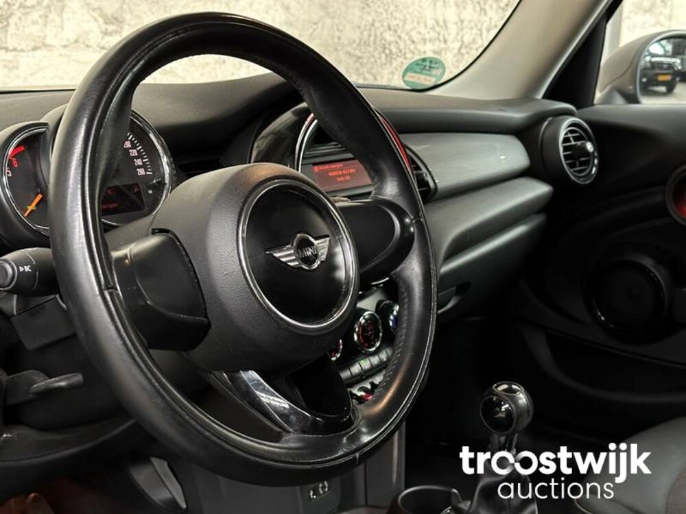 Mini Mini 1.5 One D Salt Bns. 95PS 2015, XK-751-S