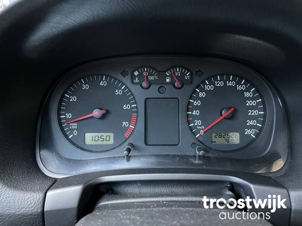 Volkswagen Golf 1.6-16V Trendline 105PS 2000, -Orig.NL-, 83-GJ-RB