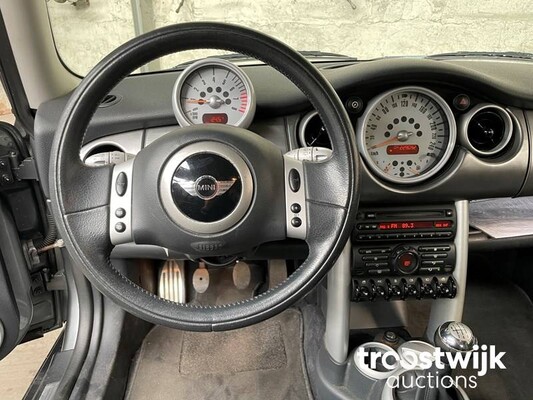 Mini Cooper S 1.6 163pk 2002, 63-HKN-3