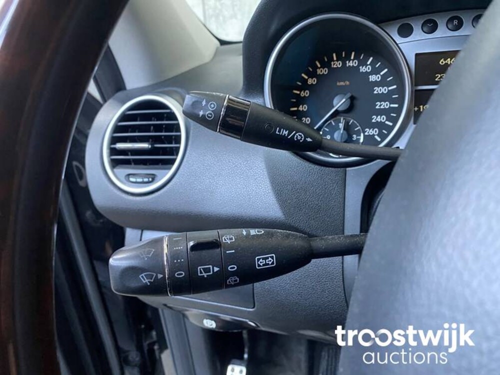 Mercedes-Benz M-klasse 320 CDI 224PS 2008, -Orig.NL-, V-031-ZP