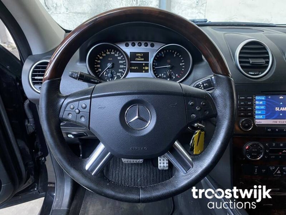 Mercedes-Benz M-klasse 320 CDI 224PS 2008, -Orig.NL-, V-031-ZP