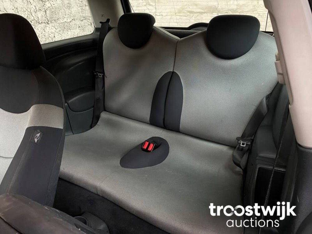 Mini Cooper S 1.6 163PS 2002, 81-HVH-6