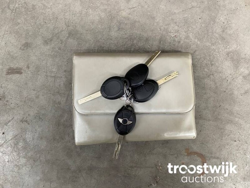 Mini Cooper S 1.6 163PS 2002, 81-HVH-6