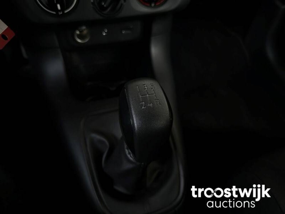 Citroen C3 1.2 PT Feel 82PS 2018, L-059-NF