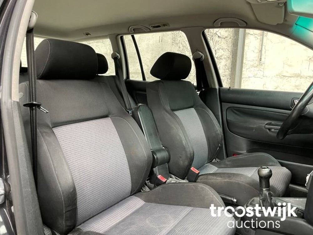 Volkswagen Golf Variant 2.0 Sportline 116PS 2002, -Orig.NL-, 37-JL-PF