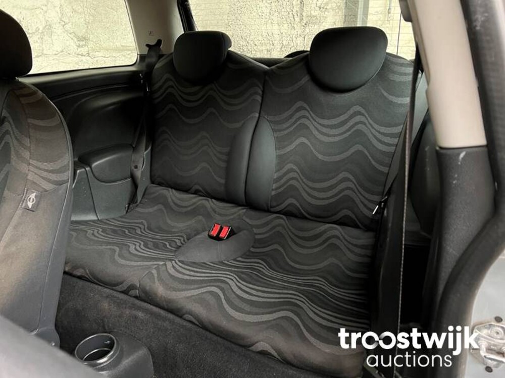 Mini One 1.6 90PS 2001, 86-STB-8