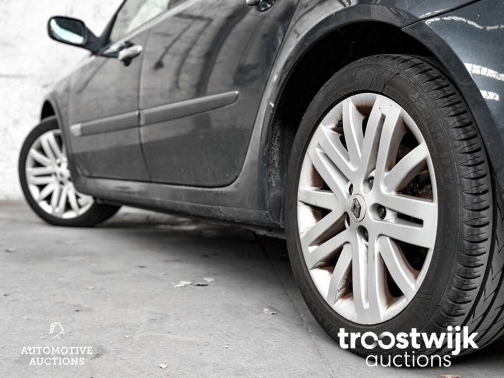 Renault Laguna Privilege 2.0-16V 135PS 2005, -Orig.NL-, 33-SF-NT