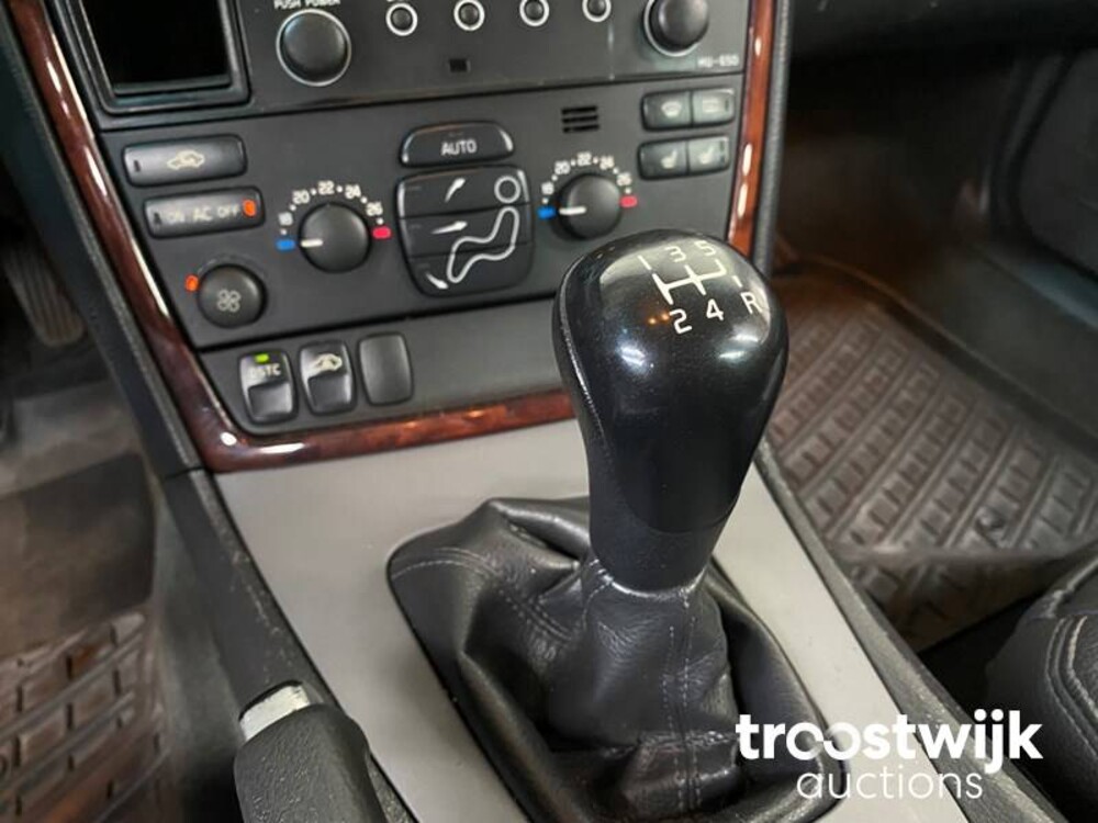 Volvo V70 2.4 Edition 170PS 2004, 5-KPB-06 -Youngtimer-