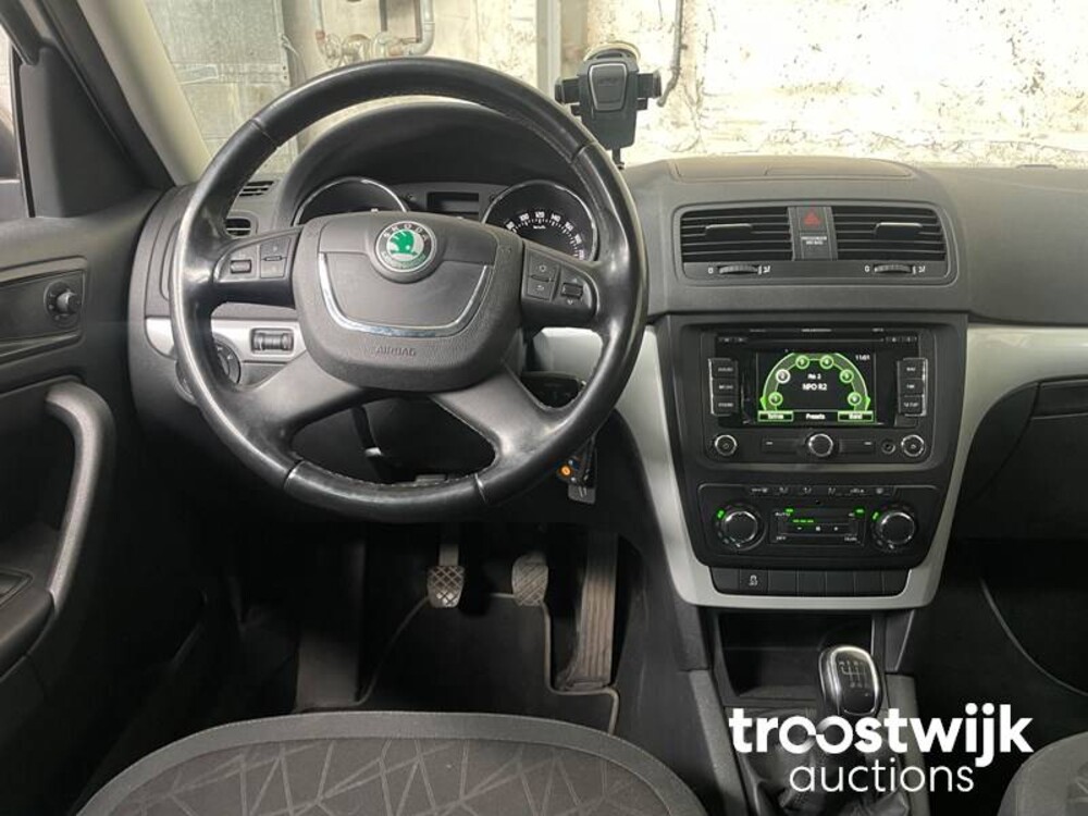 Skoda Yeti Tour 1.4 TSI 122PS 2011 -Orig. NL-, 97-SFT-7