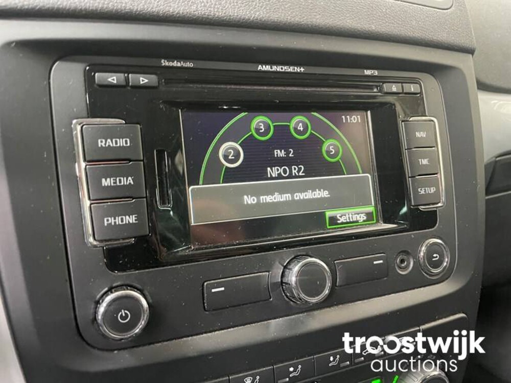 Skoda Yeti Tour 1.4 TSI 122PS 2011 -Orig. NL-, 97-SFT-7