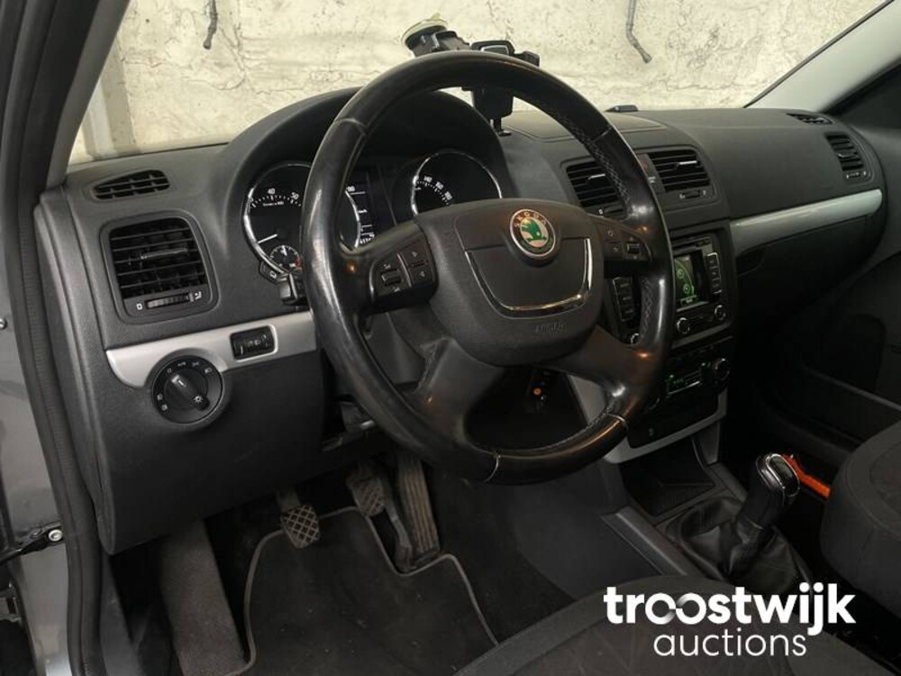 Skoda Yeti Tour 1.4 TSI 122PS 2011 -Orig. NL-, 97-SFT-7