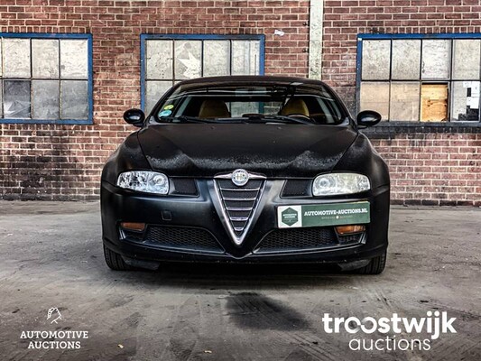 Alfa Romeo GT JTS Distinctive 2.0 166pk 2005 -Orig. NL-,82-RK-VF