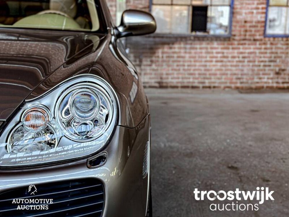 Porsche Cayenne S 4.5 V8  340PS 2005, J-237-SZ