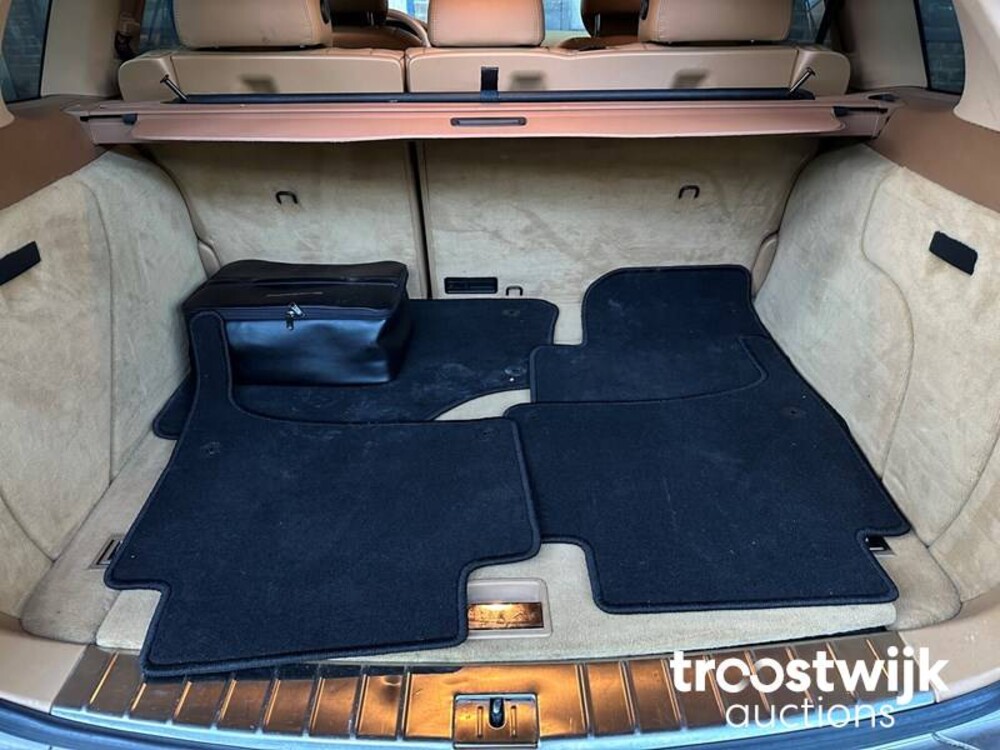 Porsche Cayenne S 4.5 V8  340PS 2005, J-237-SZ