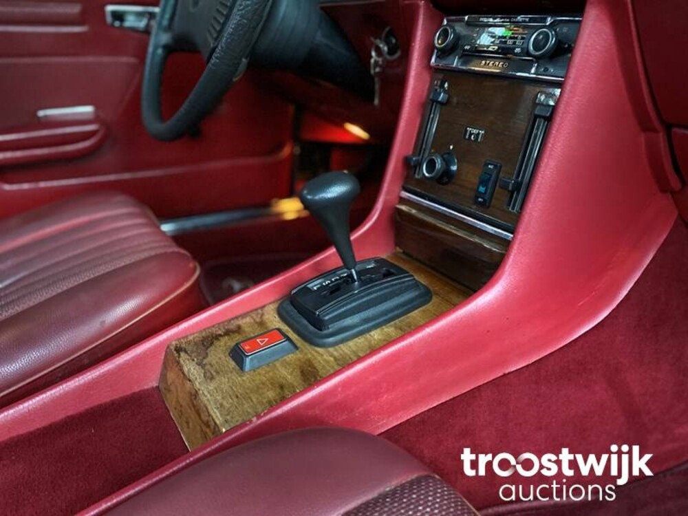 Mercedes-Benz 280SL SL-Klasse 185pk