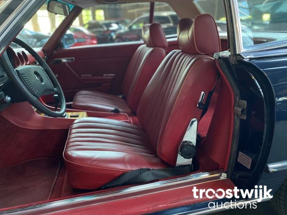 Mercedes-Benz 280SL SL-Klasse 185pk