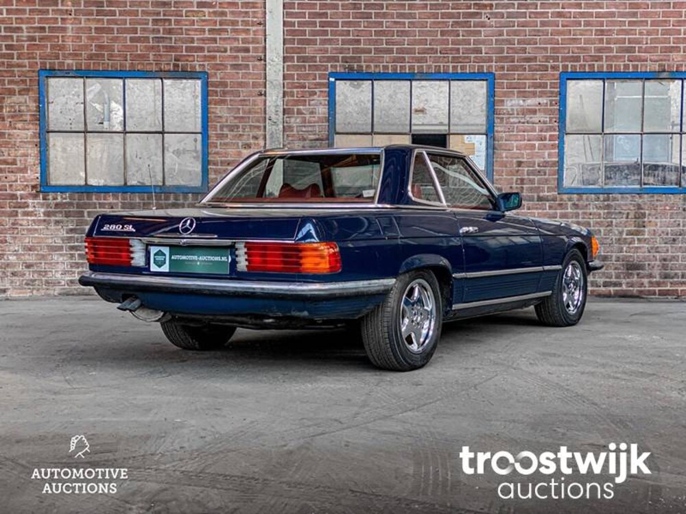 Mercedes-Benz 280SL SL-Klasse 185pk