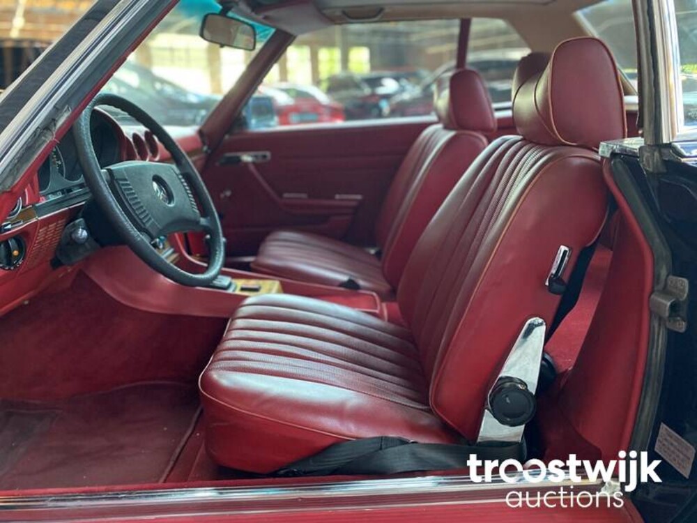 Mercedes-Benz 280SL SL-Klasse 185pk