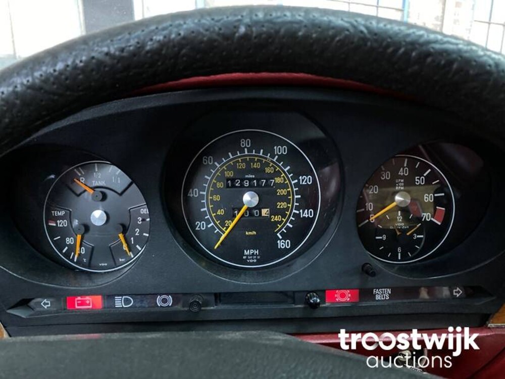 Mercedes-Benz 280SL SL-Klasse 185pk