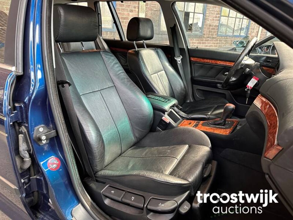 Alpina B10 4.6 V8 Touring 340pk 1999, 5-XGL-30