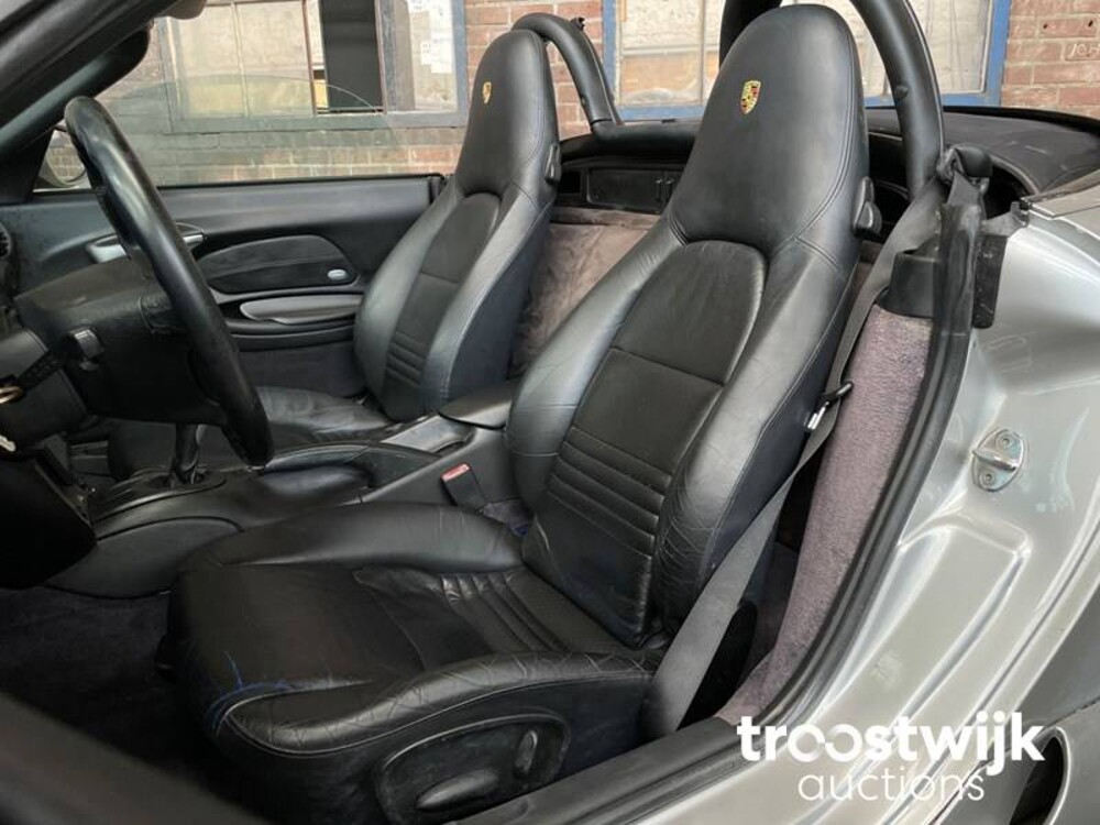 Porsche Boxster 986 2.7 228pk 2003, PB-918-N