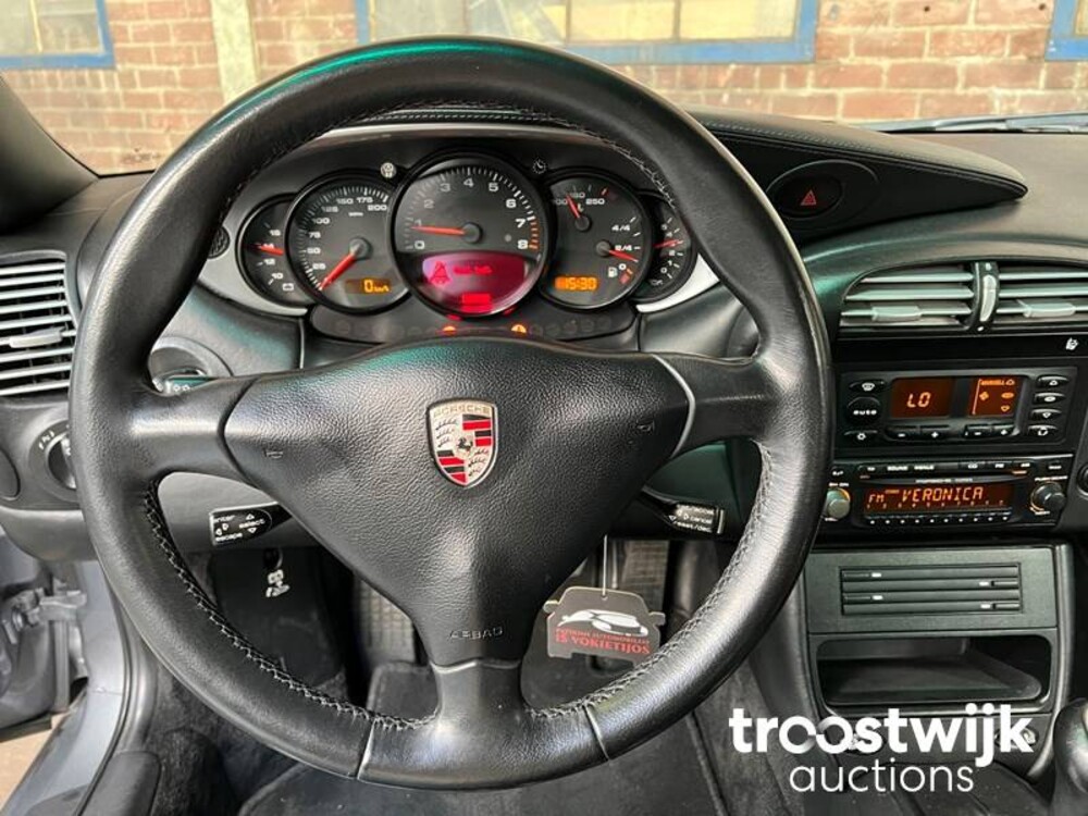 Porsche  911 996 3.4 Carrera  Cabriolet 300pk 2003
