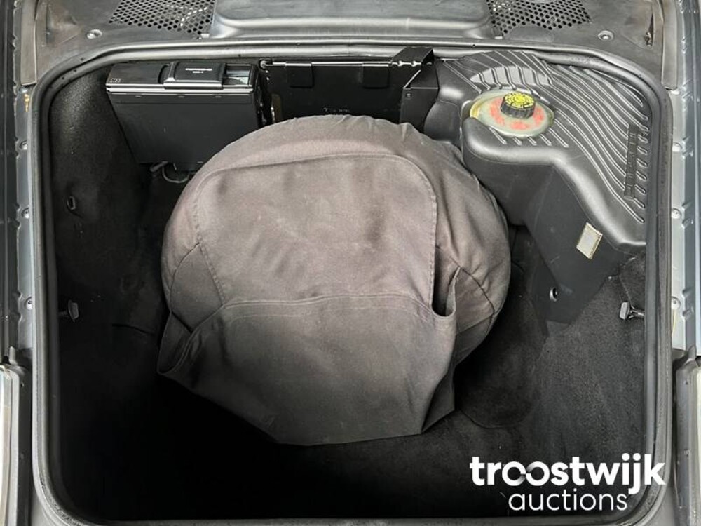 Porsche  911 996 3.4 Carrera  Cabriolet 300pk 2003