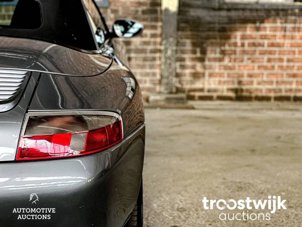 Porsche  911 996 3.4 Carrera  Cabriolet 300pk 2003