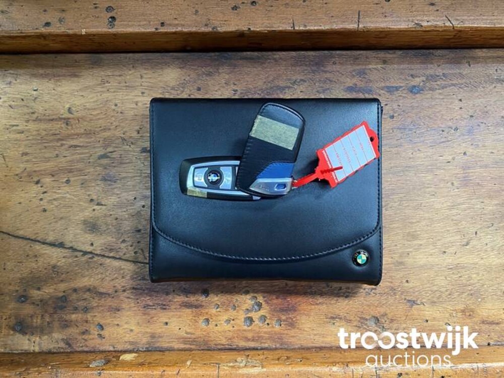 BMW ActiveHybrid7 F04 4.4 V8 465pk 2011 7-serie 