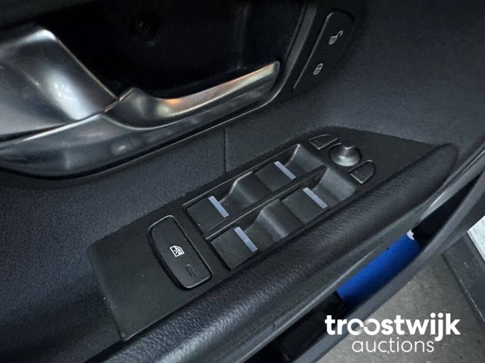 Land Rover Range Rover Evoque 2.2 eD4 2WD Prestige 150pk 2013, XT-118-V