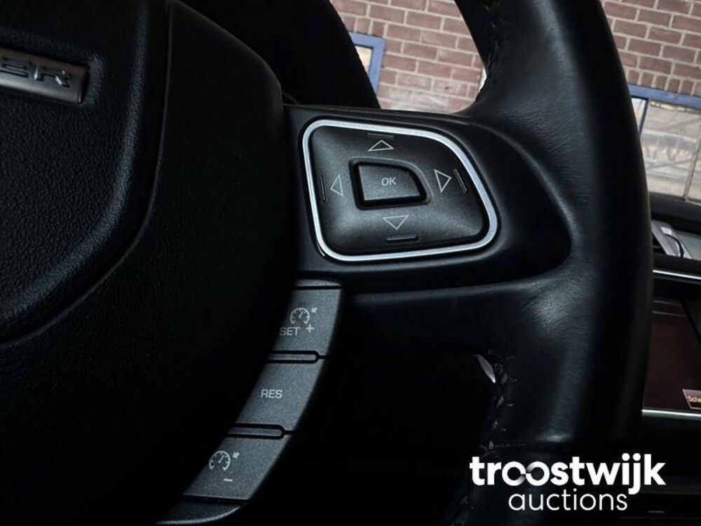 Land Rover Range Rover Evoque 2.2 eD4 2WD Prestige 150pk 2013, XT-118-V