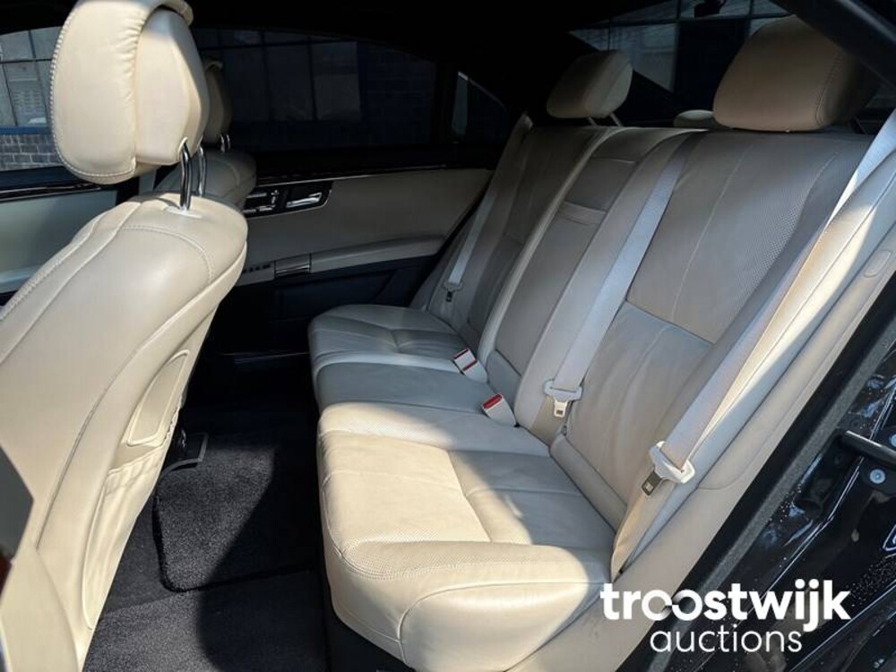 Mercedes-Benz S500L 5.5 V8 S500 388pk 2006 -Youngtimer-