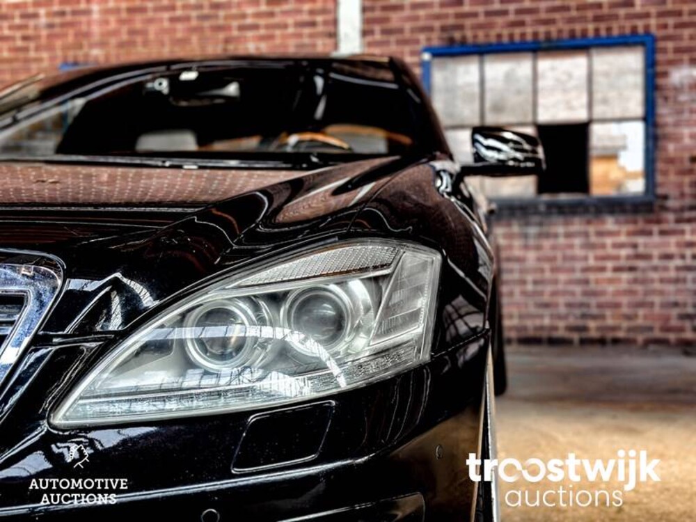 Mercedes-Benz S500L 5.5 V8 S500 388pk 2006 -Youngtimer-